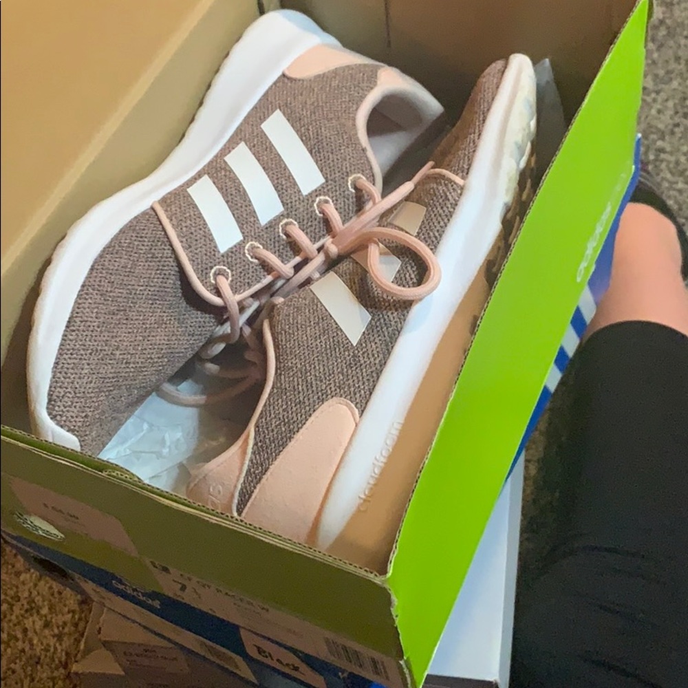 Memory foam pink white and gray shoes